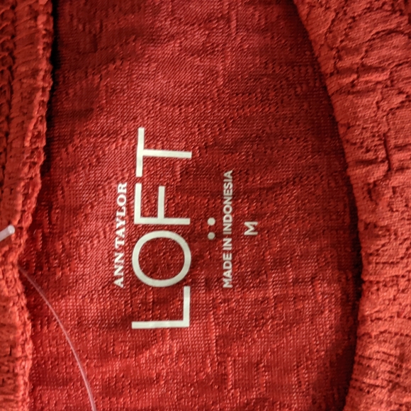 Women’s Medium Loft Blouse - Picture 7 of 8